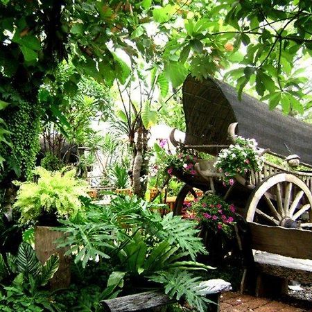 Bangkok Garden Resort Экстерьер фото
