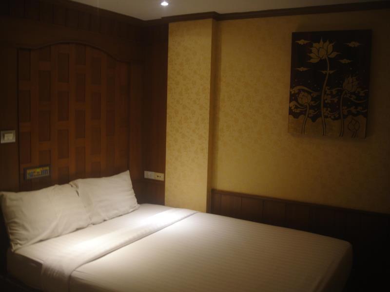Bangkok Garden Resort Экстерьер фото